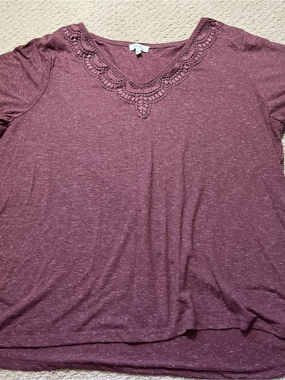 Ella Moss Short Sleeve Tee with Crochet V-Neck in Wine Heather